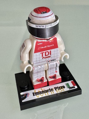 Le mans minifigure - le,